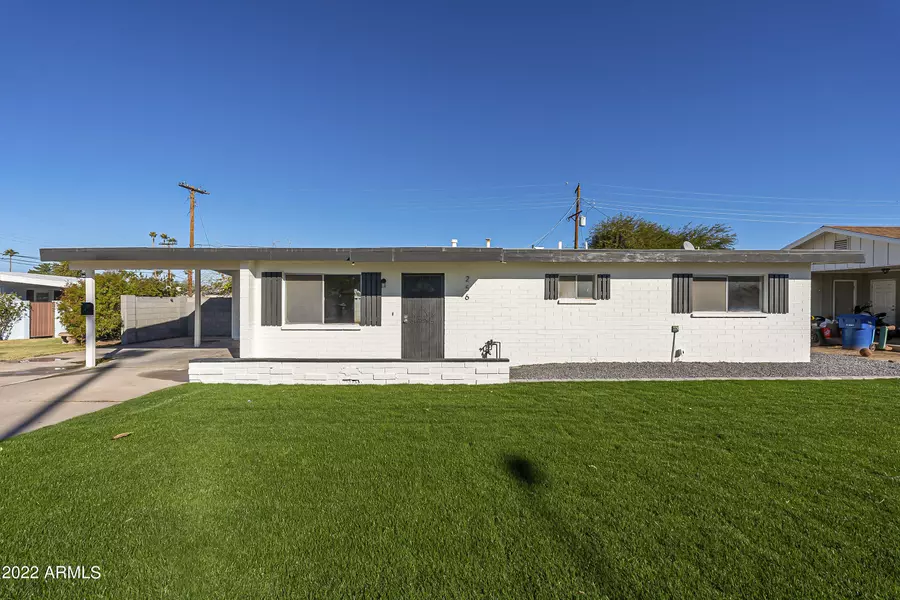 256 W HUNTER Street, Mesa, AZ 85201