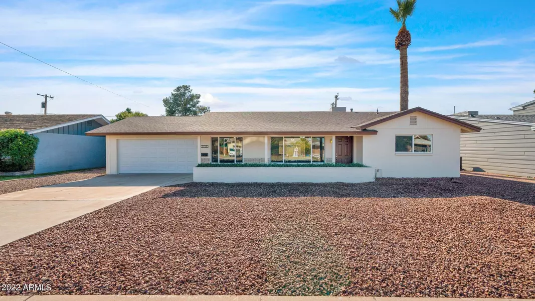 5529 W BELMONT Avenue, Glendale, AZ 85301