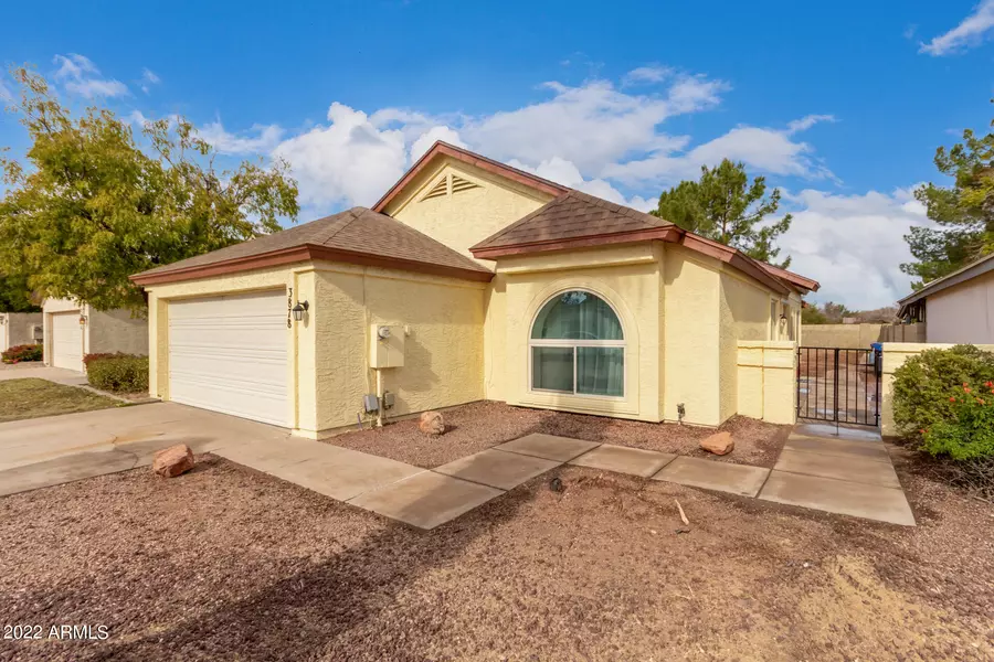 3878 W BUTLER Street, Chandler, AZ 85226