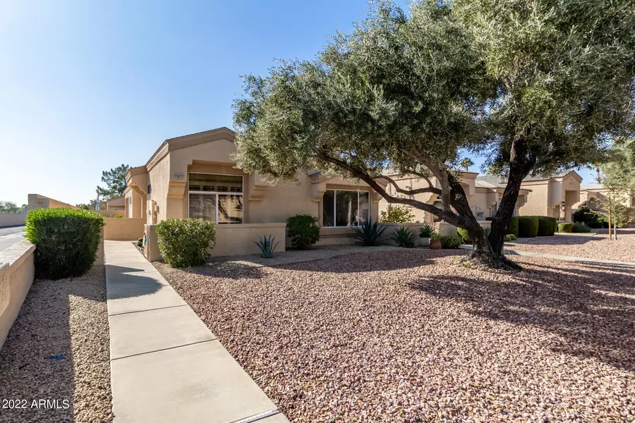 19915 N Greenview Drive, Sun City West, AZ 85375