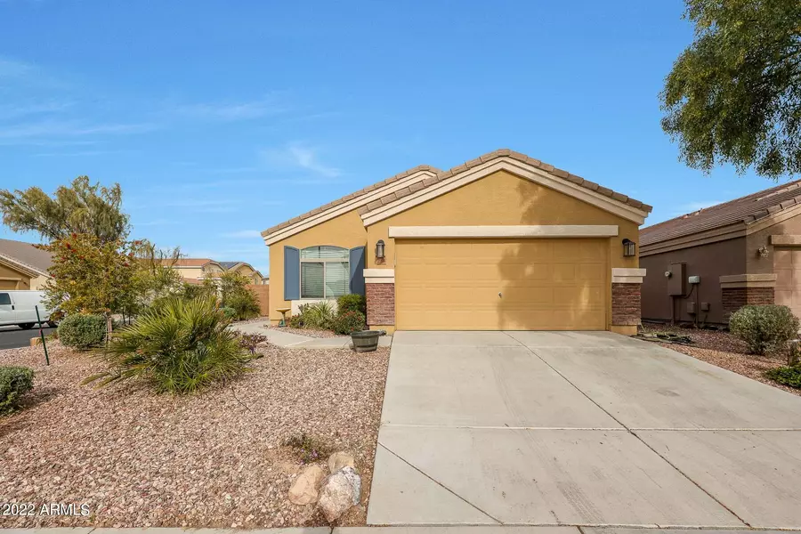 23866 W HUNTINGTON Drive, Buckeye, AZ 85326