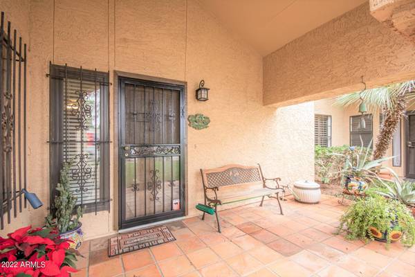 Scottsdale, AZ 85260,9338 E JENAN Drive