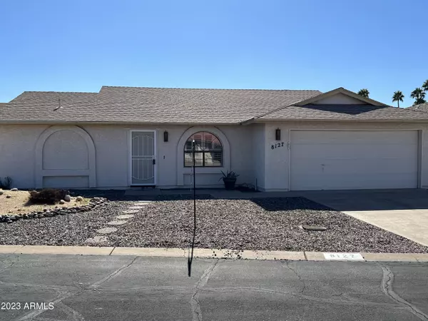 8127 E Dutchman Drive, Mesa, AZ 85208