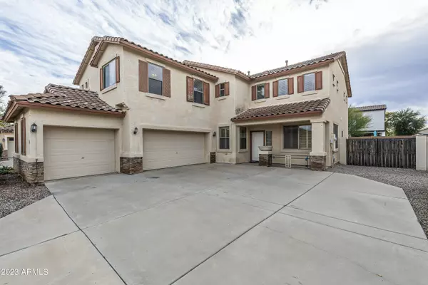 San Tan Valley, AZ 85143,941 W DEXTER Way