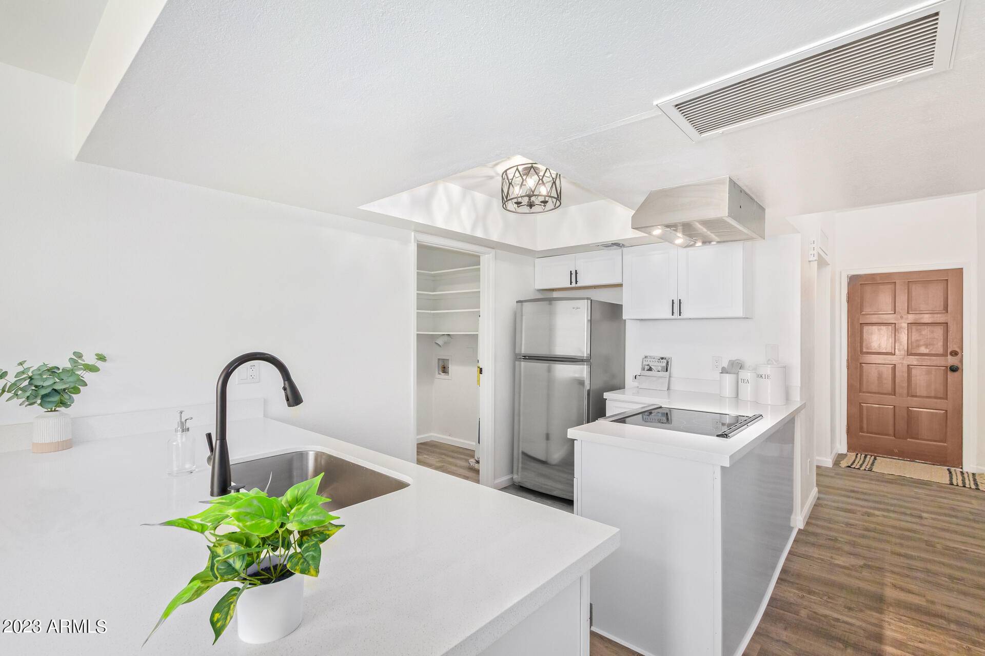 Phoenix, AZ 85027,2020 W UNION HILLS Drive #235