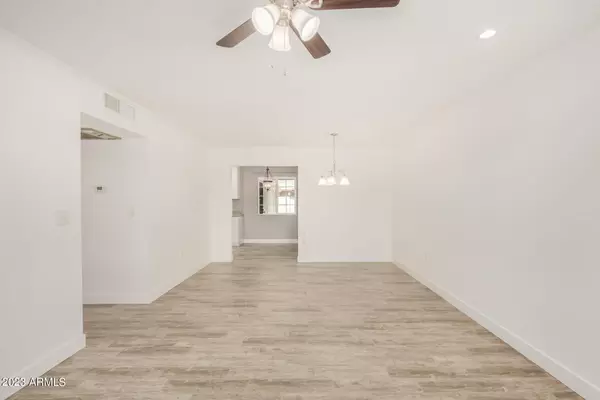 Sun City, AZ 85351,13870 N NEWCASTLE Drive