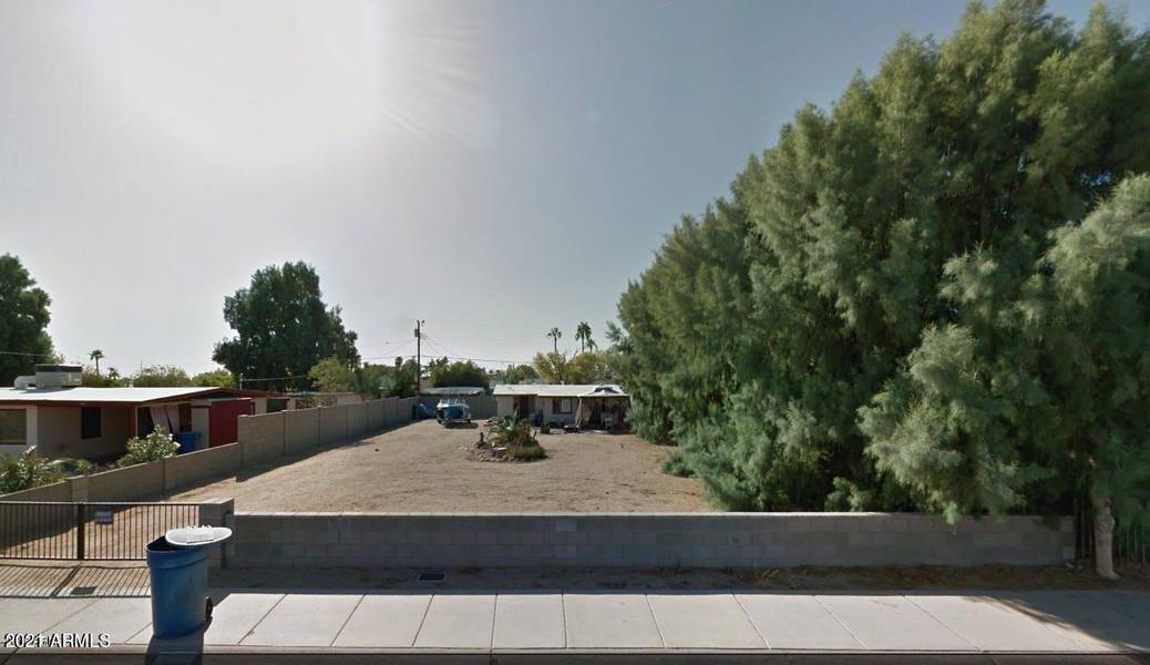 943 E WEBER Drive, Tempe, AZ 85288