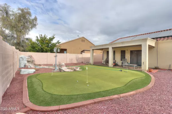 15544 S CHERRY HILLS Drive, Arizona City, AZ 85123