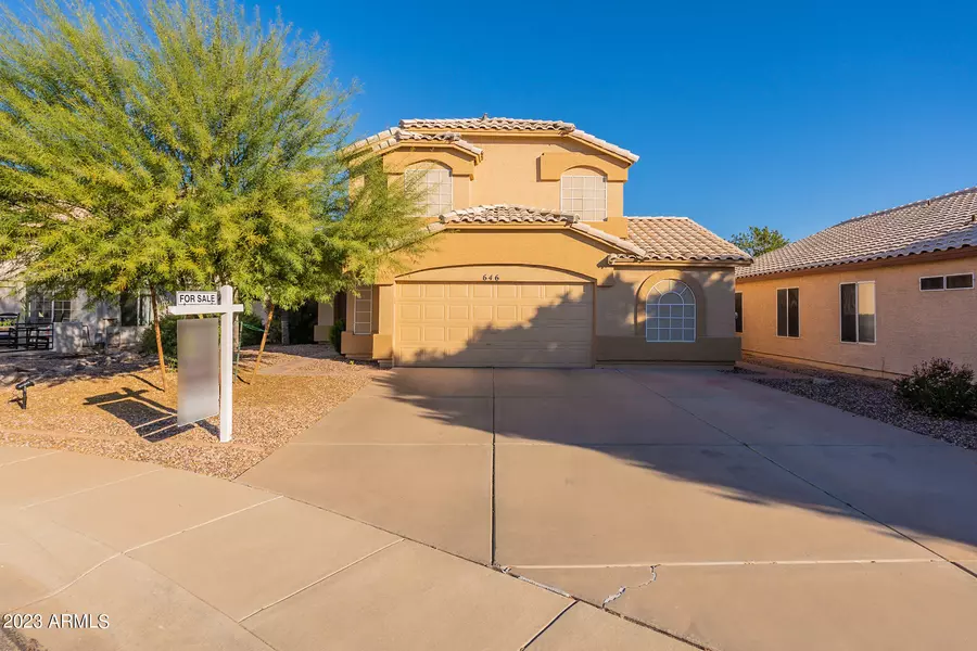 646 W ENSUENO Court, Gilbert, AZ 85233