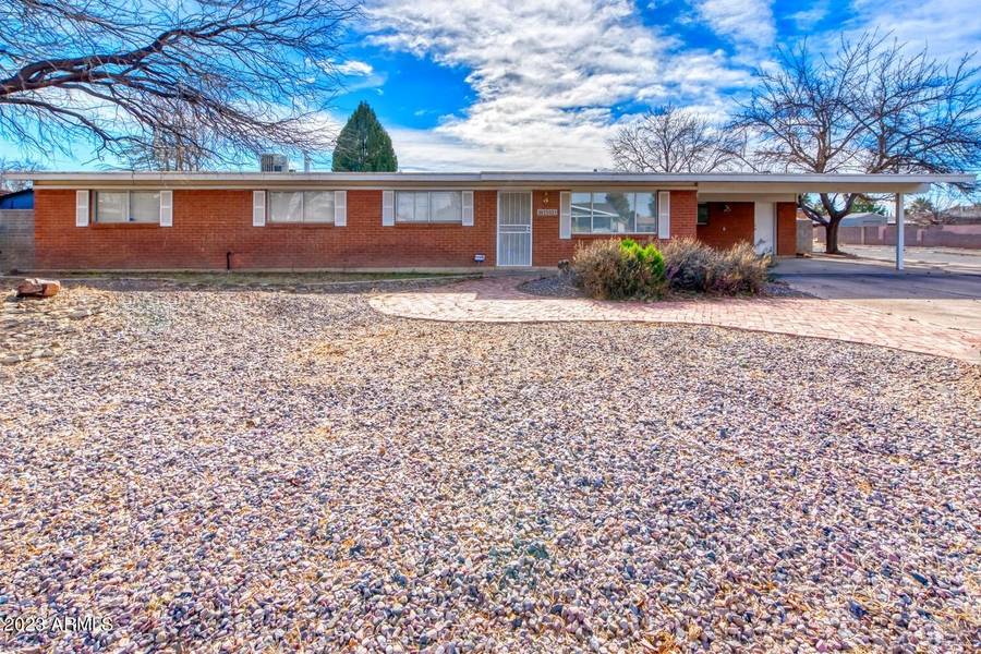 2505 E 12th Street, Douglas, AZ 85607