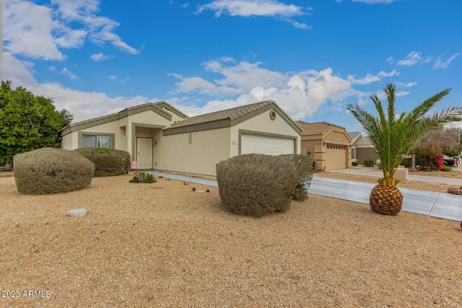 11920 W PORT ROYALE Lane, El Mirage, AZ 85335