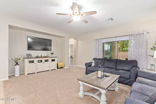 Queen Creek, AZ 85140,1404 W RUBBER TREE Court