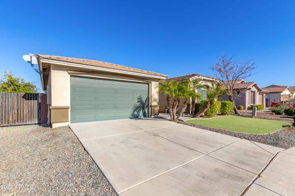 San Tan Valley, AZ 85140,778 W REEVES Avenue