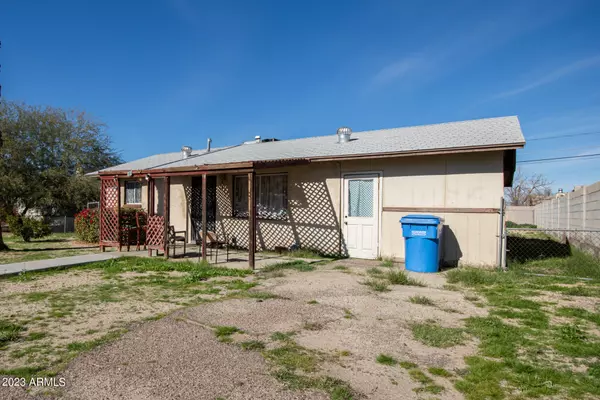 Phoenix, AZ 85041,518 W PASEO Way