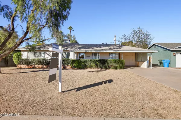 5050 E WELDON Avenue, Phoenix, AZ 85018