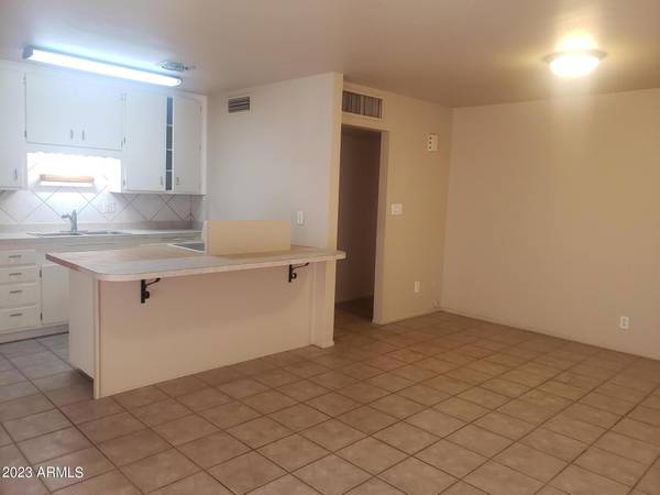 Phoenix, AZ 85019,3639 W MARYLAND Avenue
