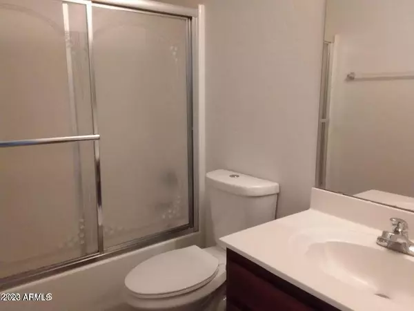 Maricopa, AZ 85139,45462 W TULIP Lane