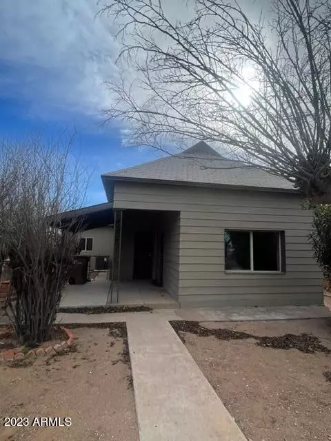 Douglas, AZ 85607,627 E 4TH Street