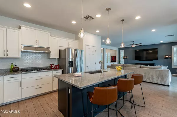 Gilbert, AZ 85298,4994 S Girard Street