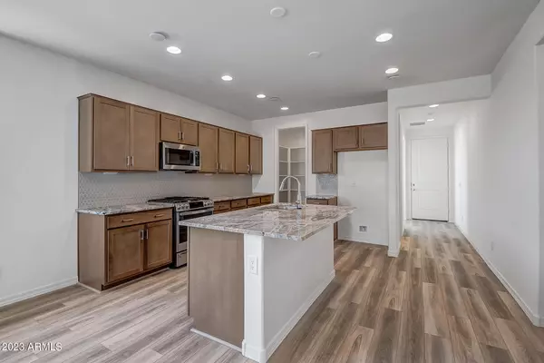 Queen Creek, AZ 85140,1476 W Macaw Drive