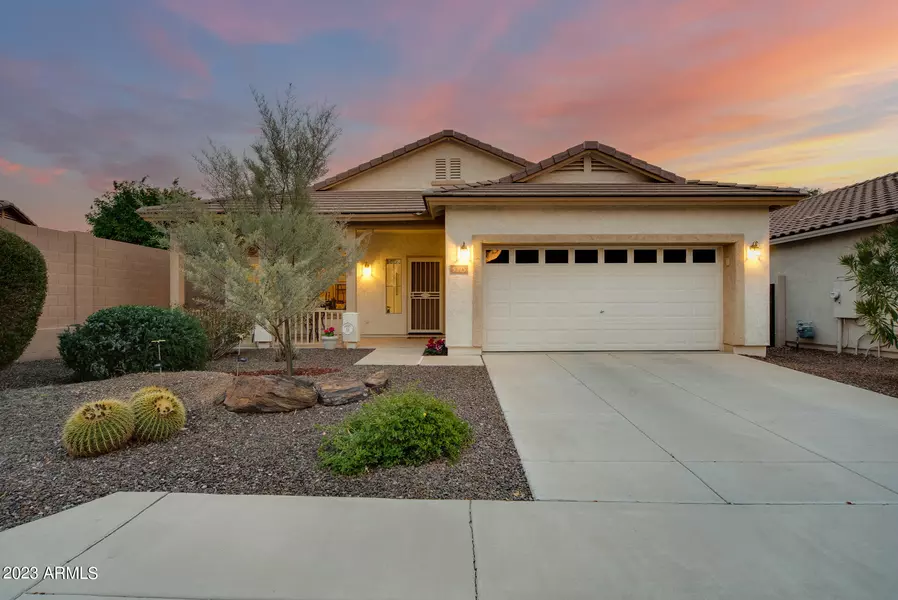 5225 W REDBIRD Road, Phoenix, AZ 85083