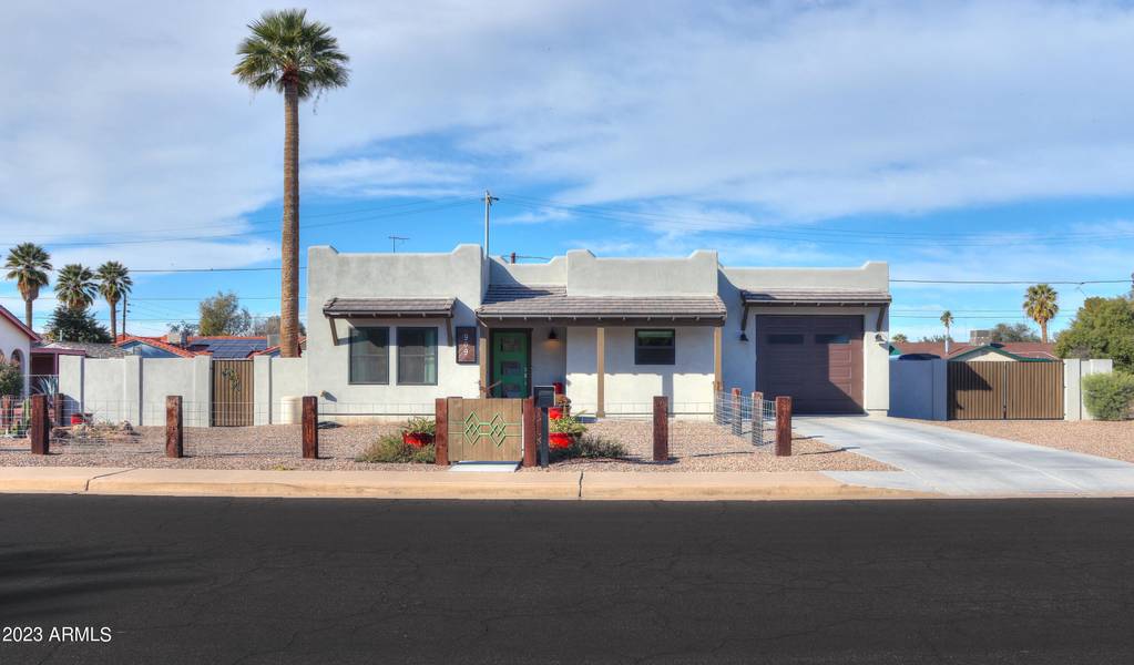 909 N BROWN Avenue, Casa Grande, AZ 85122