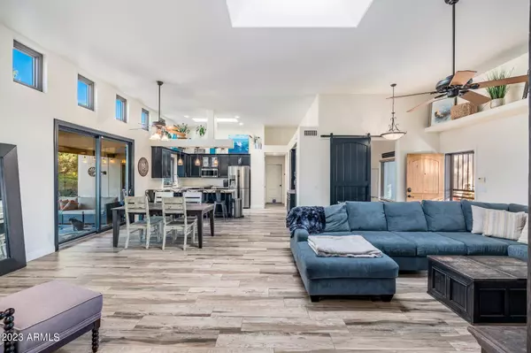 Cave Creek, AZ 85331,30506 N 60TH Street