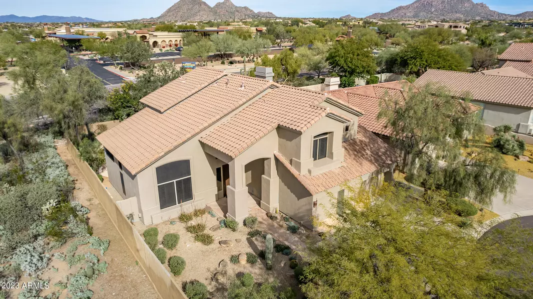 9026 E Casitas Del Rio Drive, Scottsdale, AZ 85255