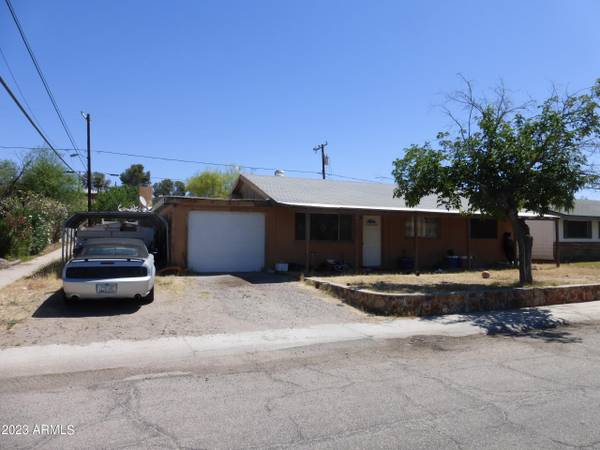 Kearny, AZ 85137,322 W ESSEX Road