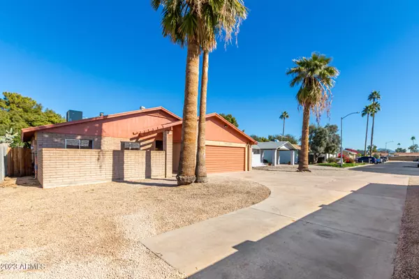 Phoenix, AZ 85051,10220 N 39TH Lane