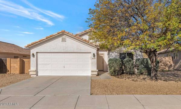 Phoenix, AZ 85024,2240 E RUBY Lane