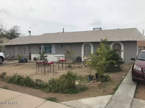 Phoenix, AZ 85041,8622 S 5TH Drive
