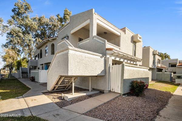 Tempe, AZ 85281,850 S RIVER Drive #2075