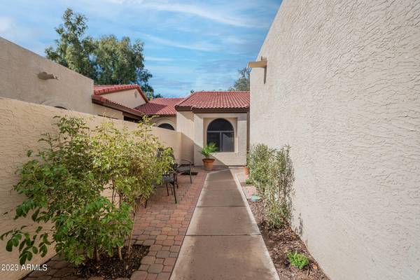 Mesa, AZ 85213,2059 E BROWN Road #3