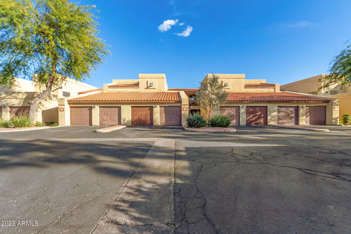 Phoenix, AZ 85021,8215 N 21ST Drive #D204