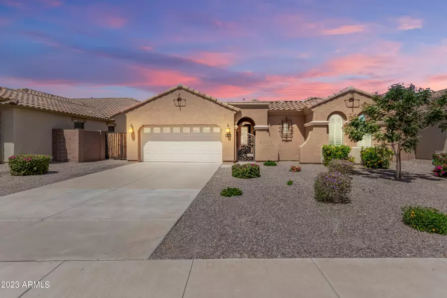 668 E RAVEN Way, Gilbert, AZ 85297