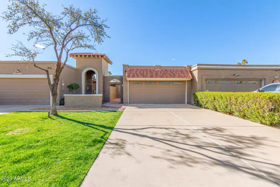 25250 S MOHAWK Drive, Sun Lakes, AZ 85248