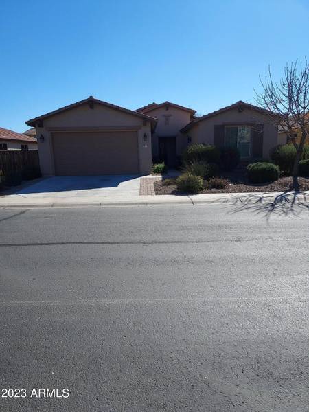 301 W Leatherwood Avenue, San Tan Valley, AZ 85140