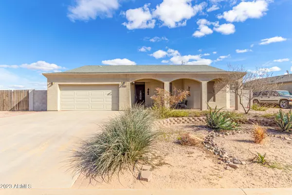 14515 S AVALON Road, Arizona City, AZ 85123