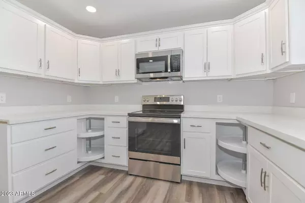 Glendale, AZ 85302,9017 N 65TH Avenue