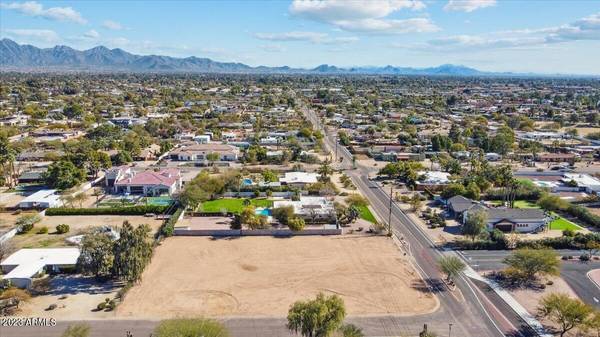 Scottsdale, AZ 85254,6702 E CHOLLA Street #30