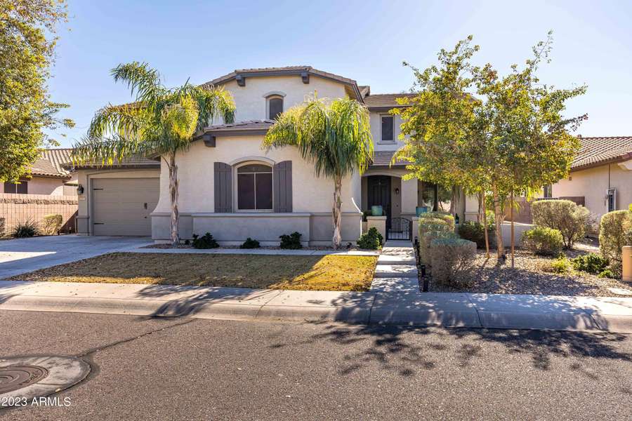 2577 E DONATO Drive, Gilbert, AZ 85298