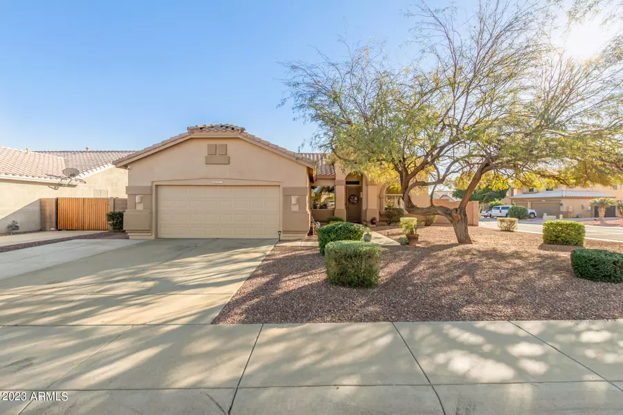 9023 W MELINDA Lane, Peoria, AZ 85382