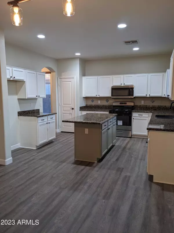 Surprise, AZ 85379,14099 W RIVIERA Drive