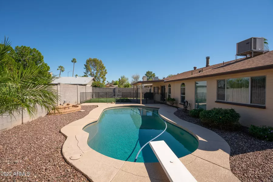 752 W LOS LAGOS VISTA Avenue, Mesa, AZ 85210