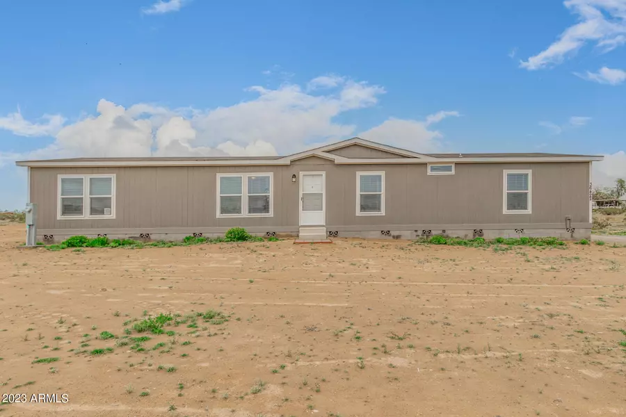 36422 W FOREST GROVE Street, Tonopah, AZ 85354