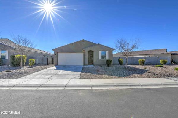 649 W TALLULA Trail, San Tan Valley, AZ 85140