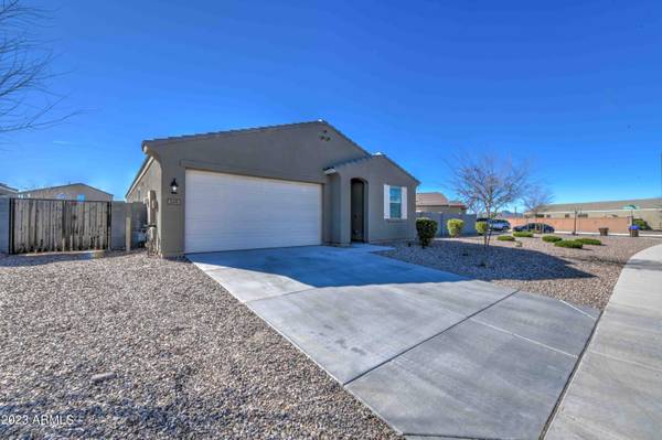 San Tan Valley, AZ 85140,649 W TALLULA Trail