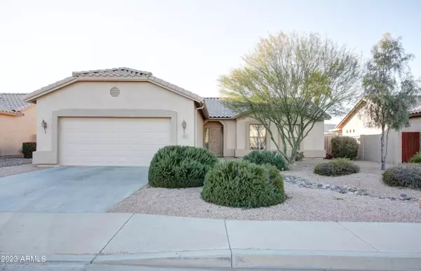 6932 S NANTUCKET Street, Chandler, AZ 85249