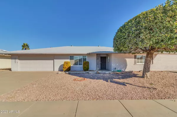 12902 W FLAGSTONE Drive, Sun City West, AZ 85375